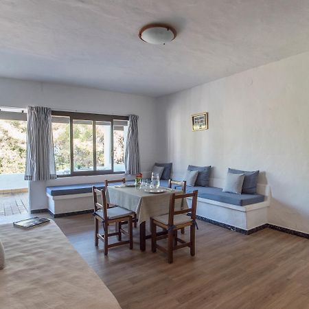 Apartamentos Pinomar Es Caló Buitenkant foto