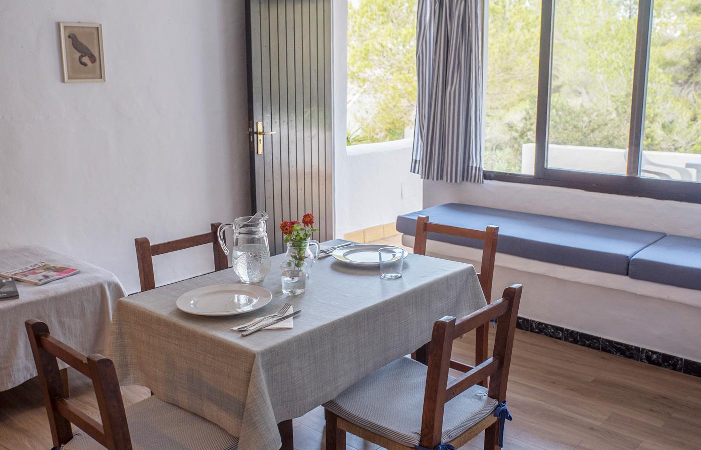 Apartamentos Pinomar Es Caló Buitenkant foto