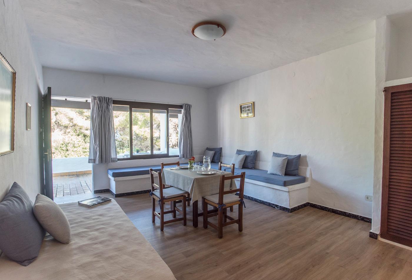 Apartamentos Pinomar Es Caló Buitenkant foto